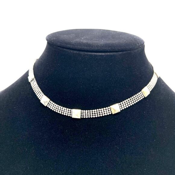 💝Chain Mail Choker Necklace In Silver Tone - Picture 1 of 3